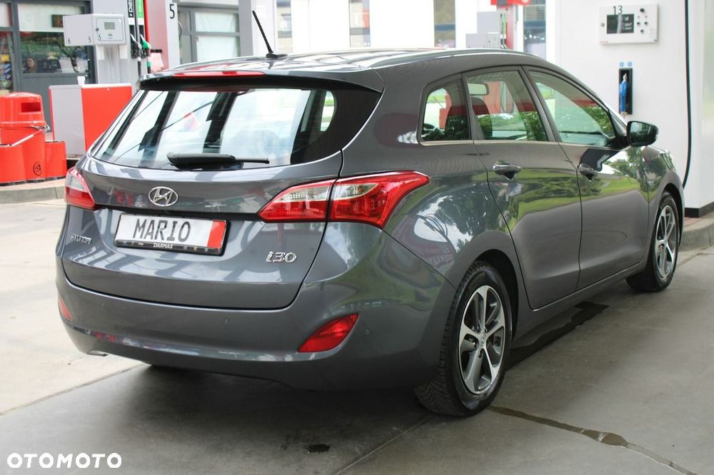 Hyundai i30 blue Kombi 1.4 YES Gold - 7