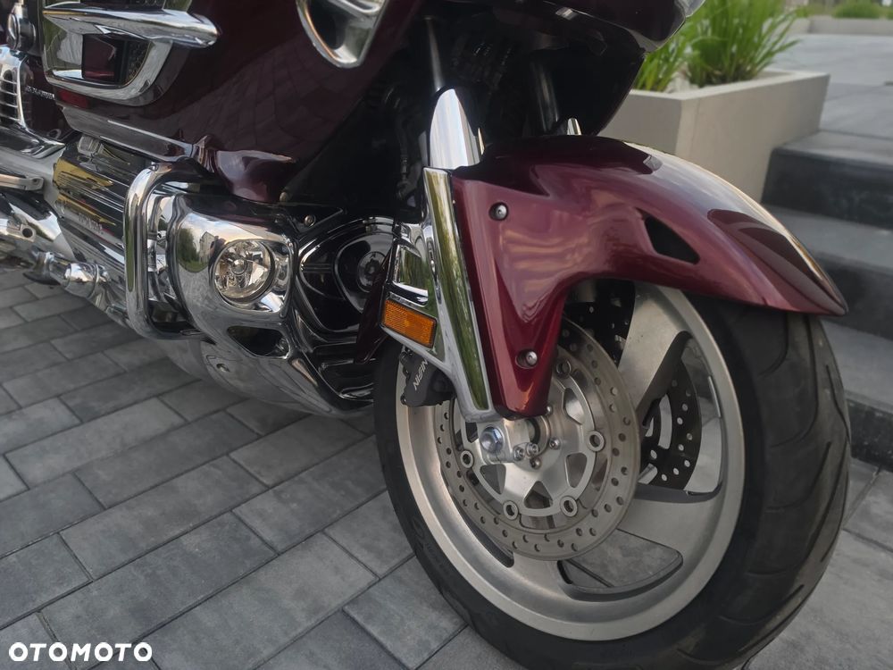 Honda GL - 9