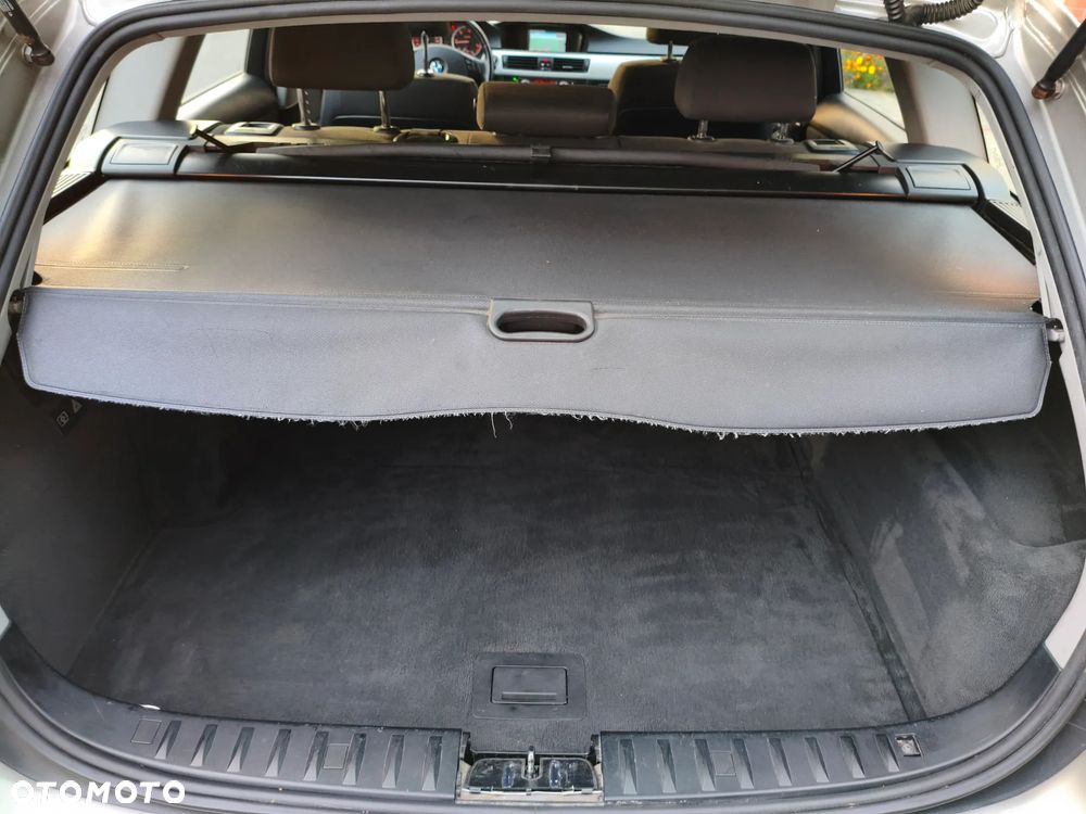 BMW Seria 3 - 37