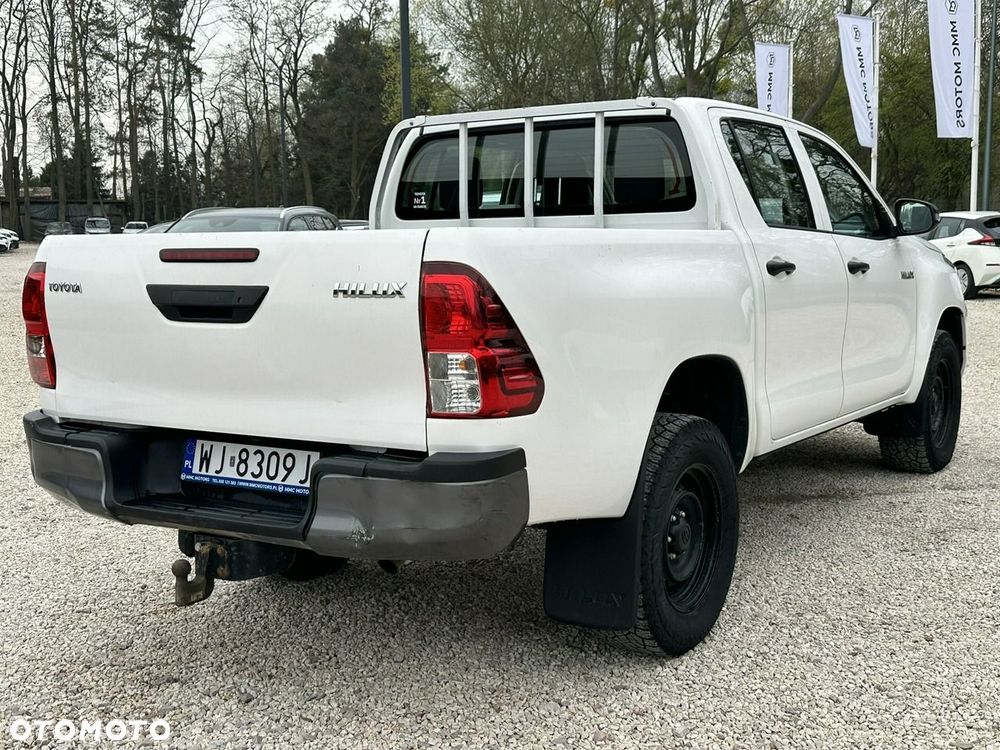 Toyota Hilux 2.4 D-4D Double Cab DLX 4x4 - 7