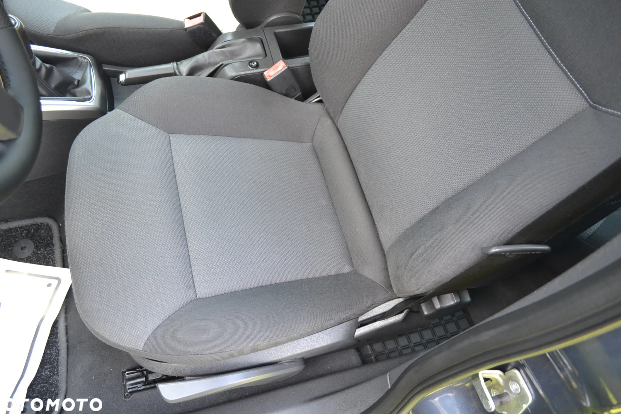 Opel Astra - 36