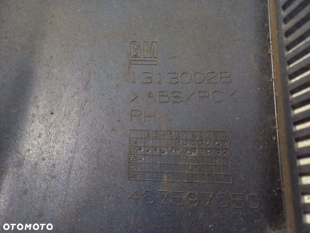 LAMPA TYLNA PRAWA OPEL MERIVA A 13130028 - 2