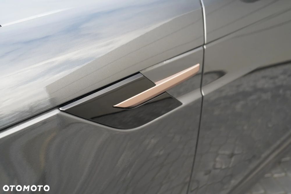 Land Rover Range Rover Sport D300 Dynamic SE - 11