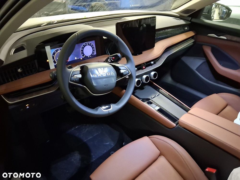 Skoda Superb 2.0 TDI SCR 4x4 L&K DSG - 5