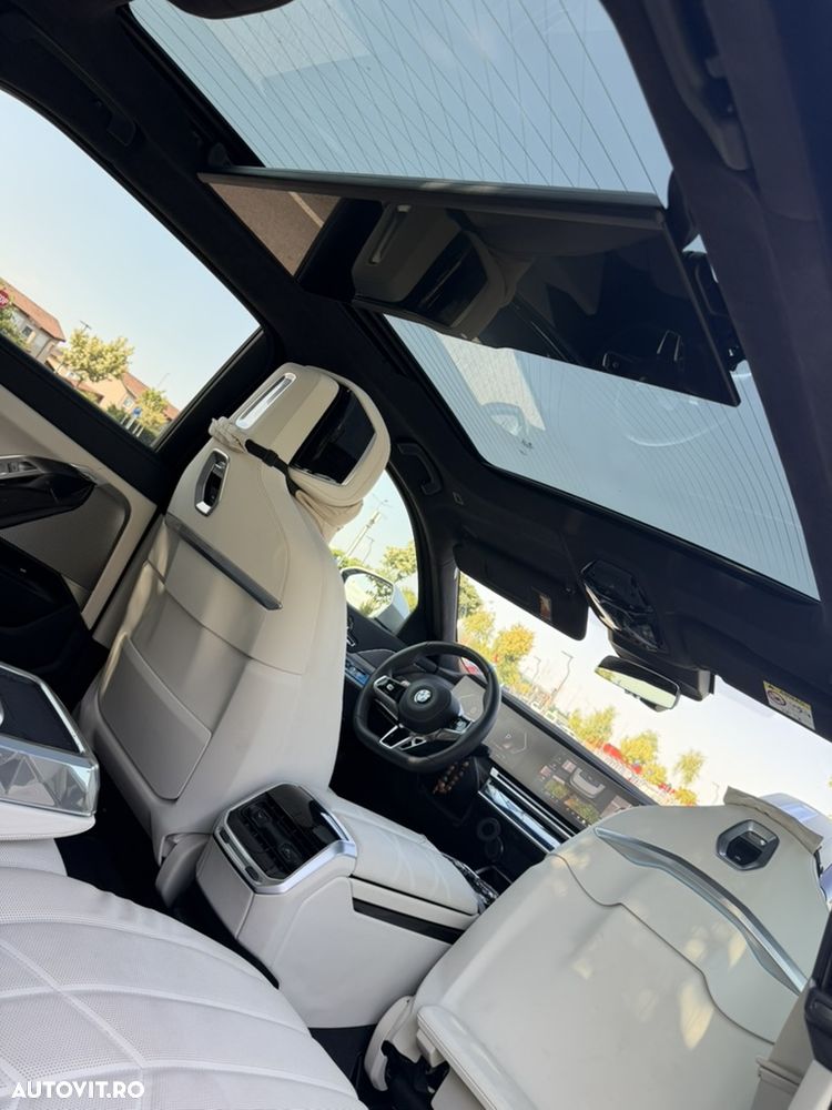 BMW Seria 7 740d xDrive MHEV - 10