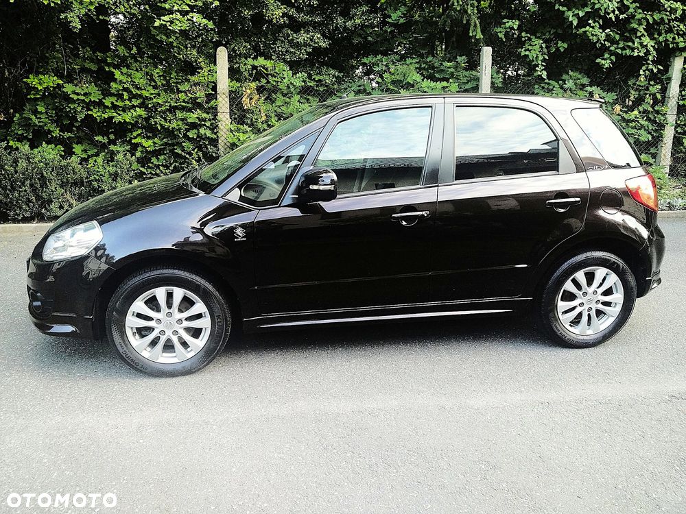 Suzuki SX4 1.6 Comfort Plus - 3