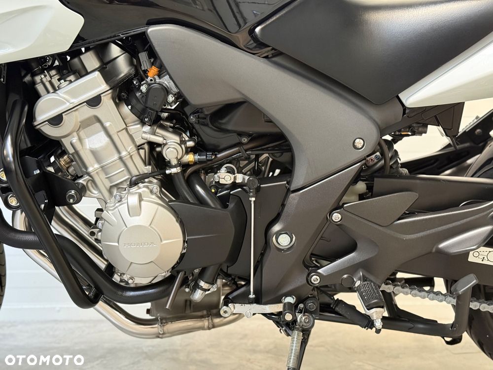 Honda CBF - 34