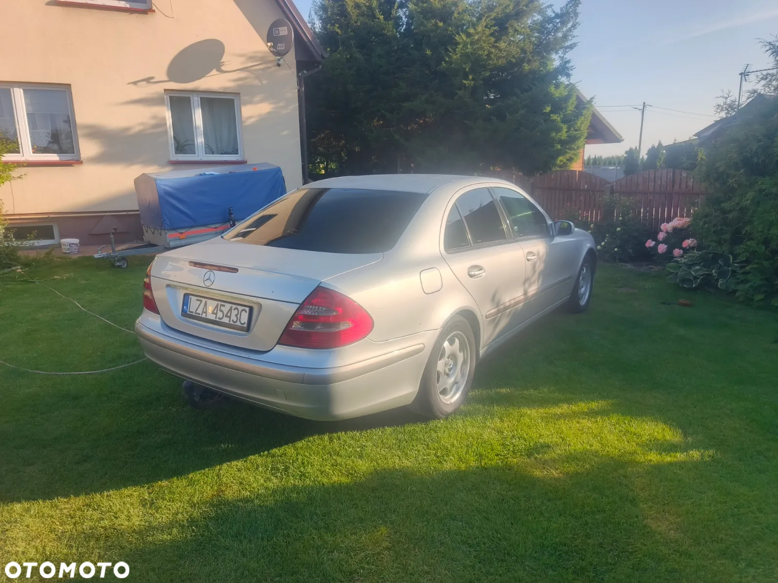 Mercedes-Benz Klasa E 220 T CDI Classic - 4