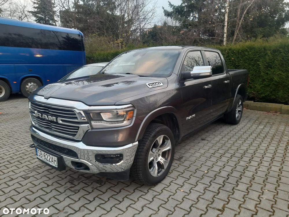 RAM 1500 5.7 Crew Cab Laramie - 2