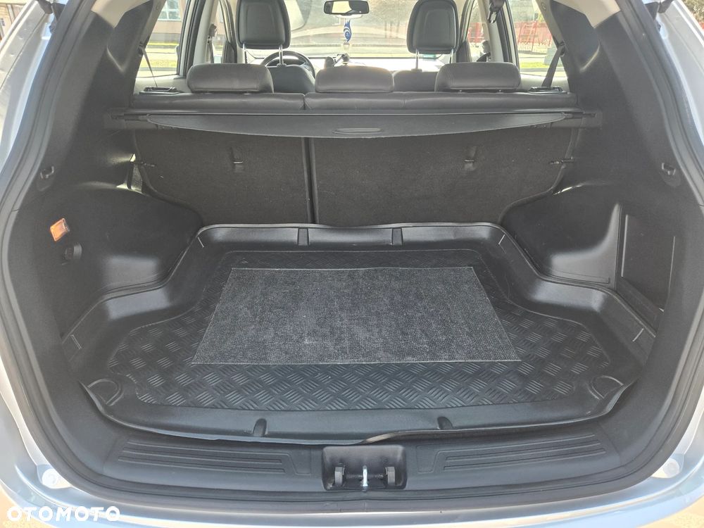 Hyundai ix35 1.7 CRDi Comfort 2WD - 8