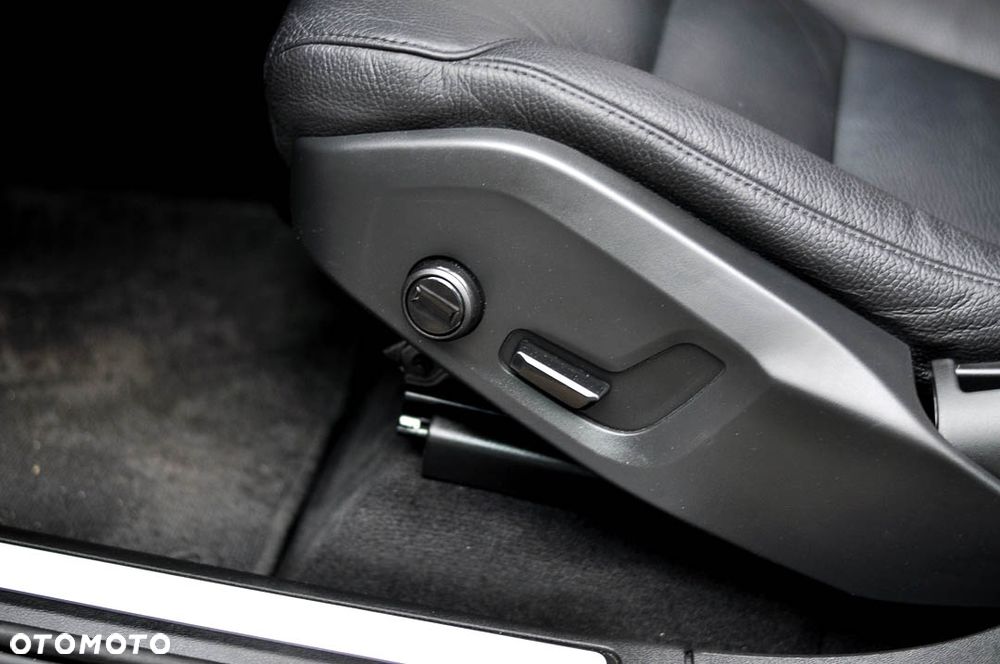 Volvo XC 60 B4 D Geartronic Inscription - 21