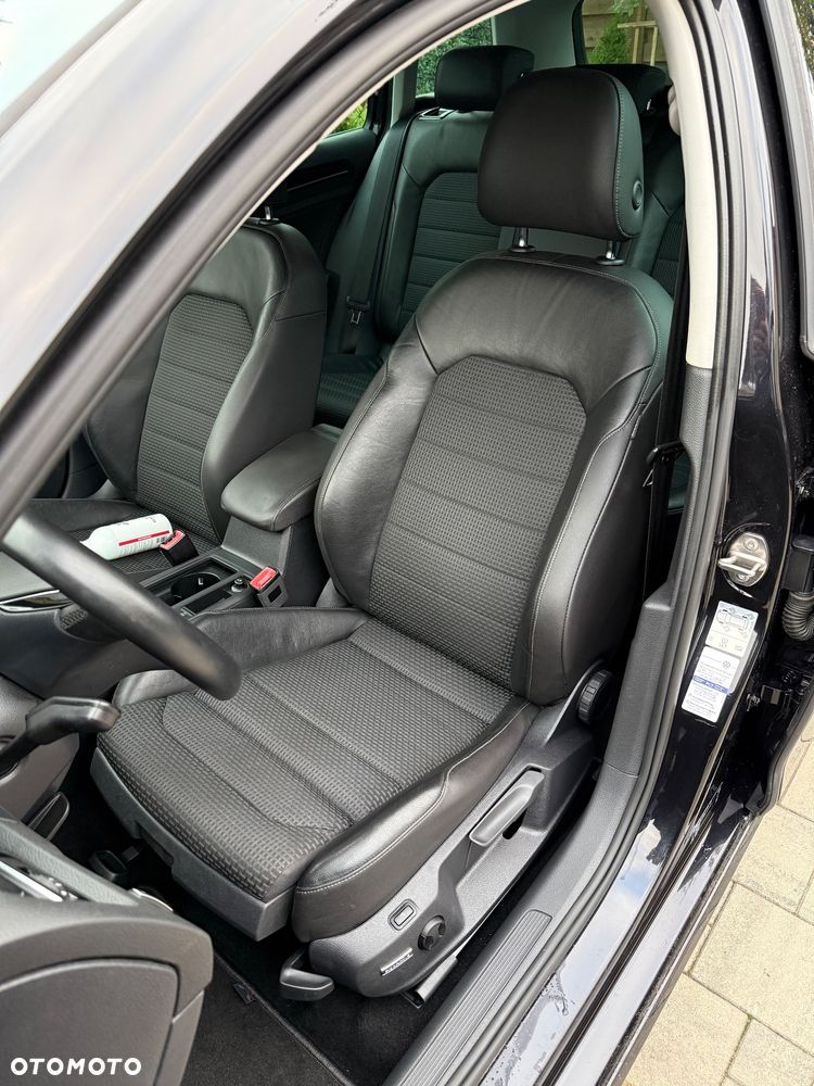 Volkswagen Golf - 13