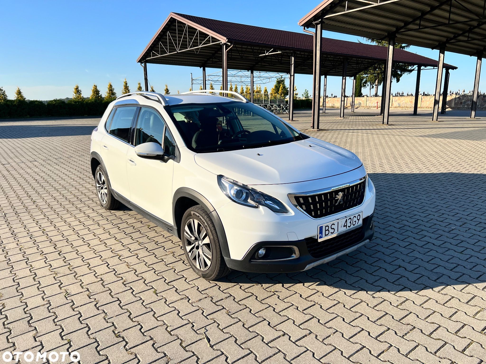 Peugeot 2008 PureTech 110 Stop&Start Allure - 1