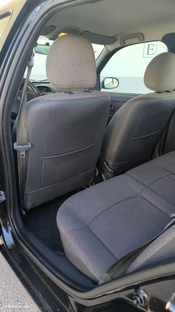Renault Clio 1.2 16V Pack - 36