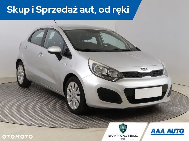 Kia Rio - 3