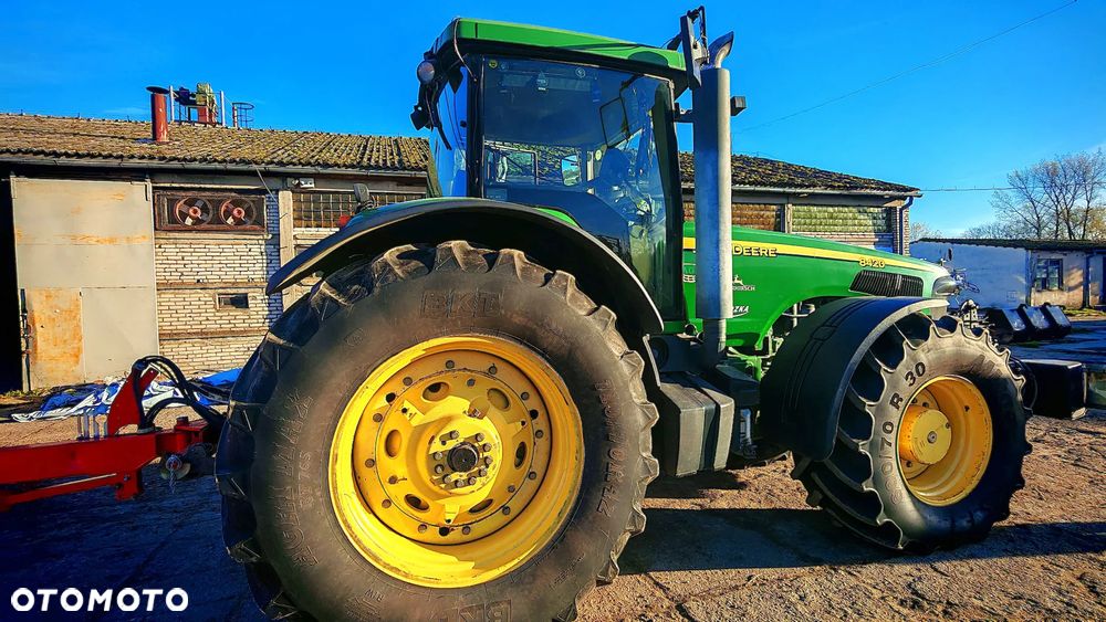 John Deere 8420 - 9