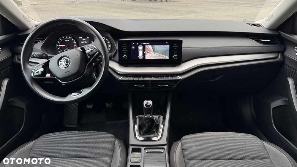 Skoda Octavia 2023 photo 5