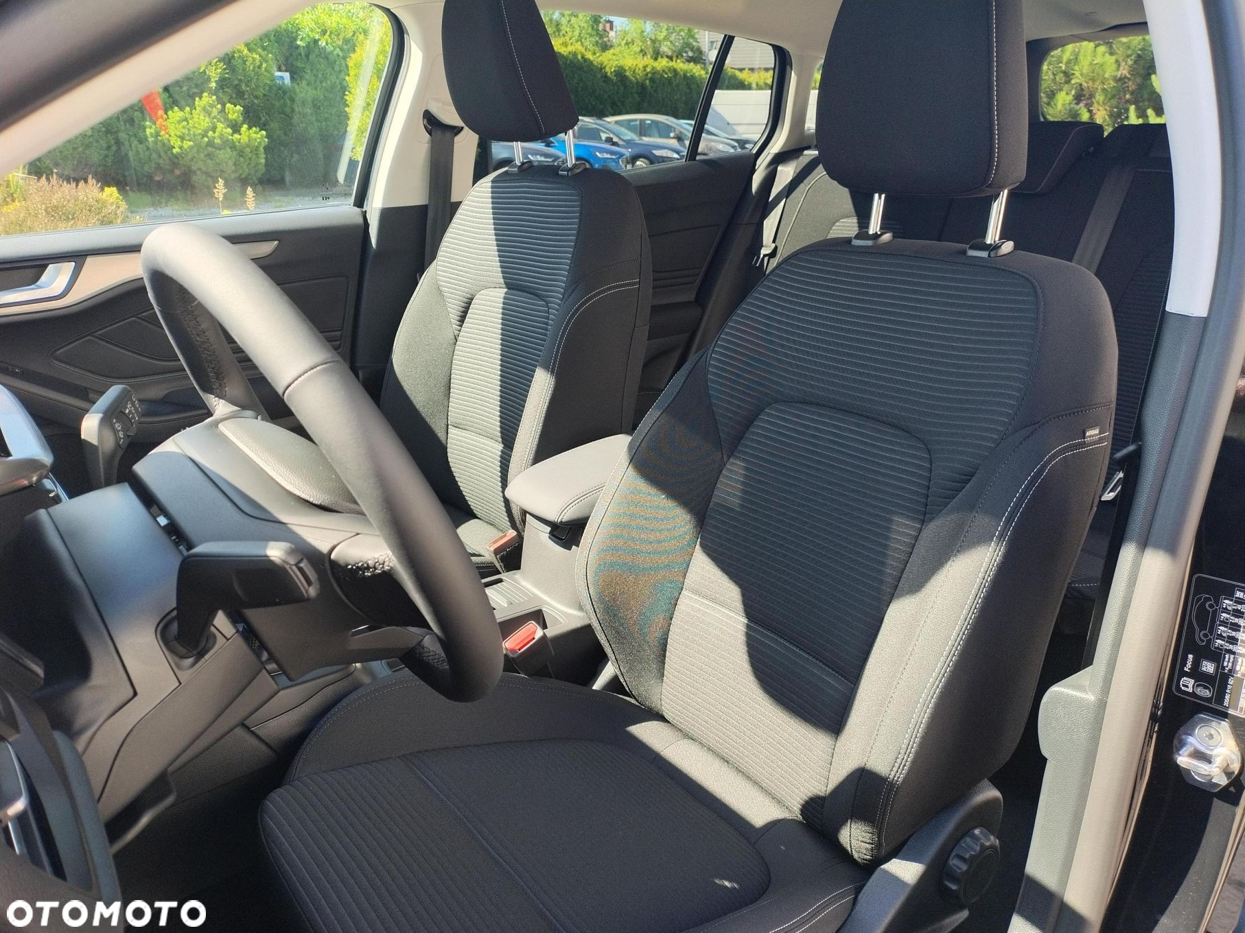 Ford Focus 1.0 EcoBoost Titanium - 11