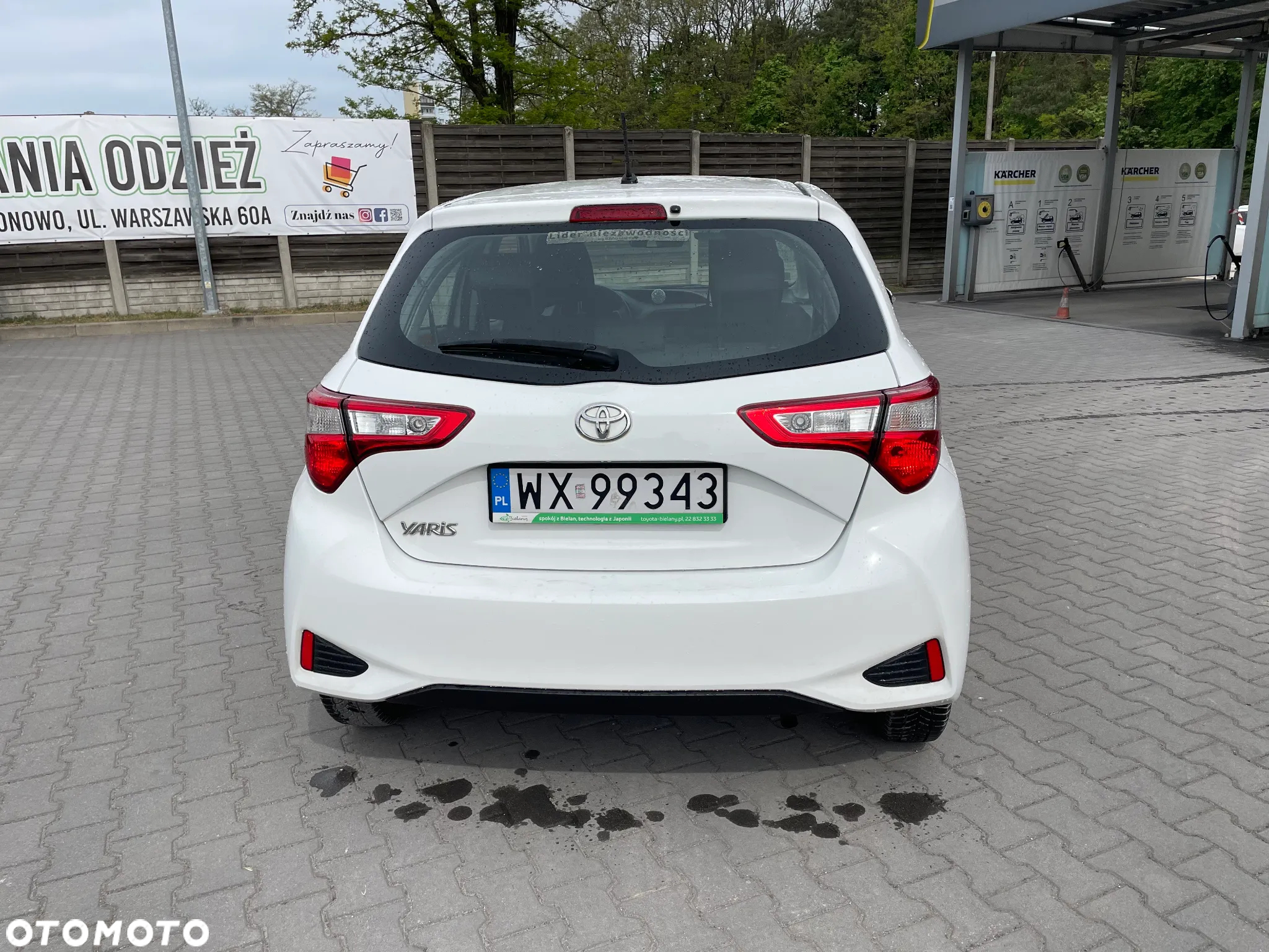 Toyota Yaris - 4