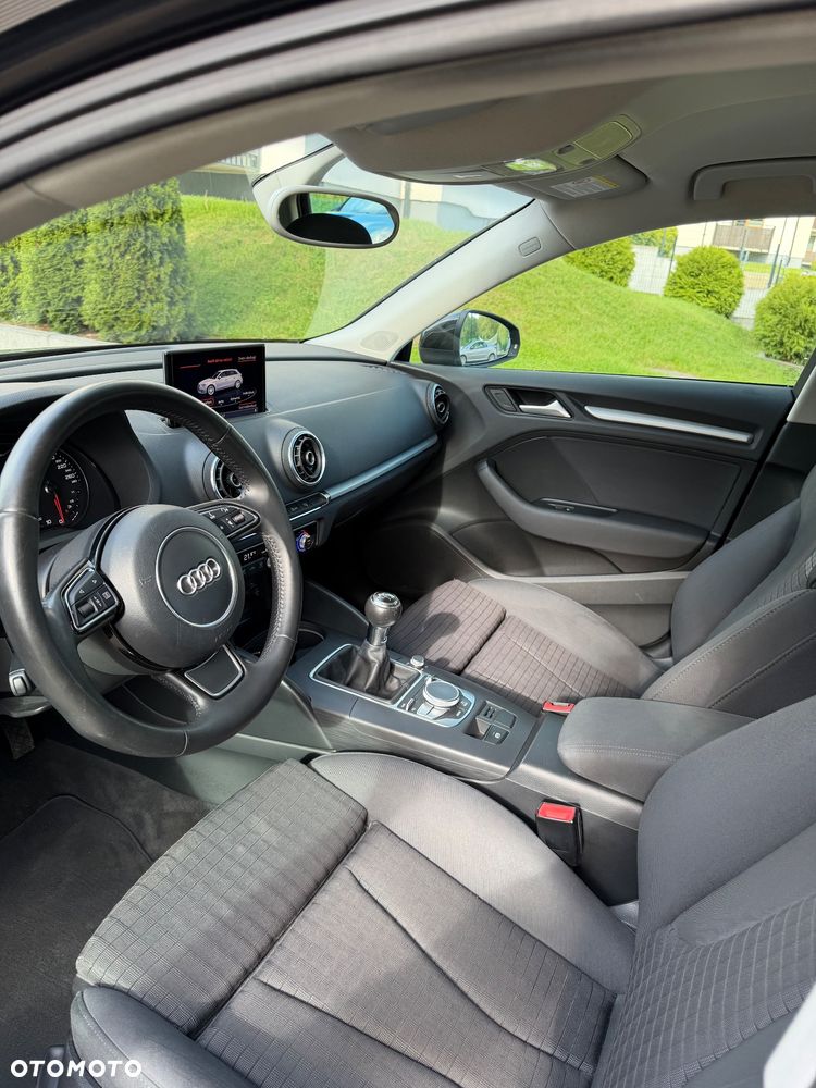 Audi A3 Sportback - 18