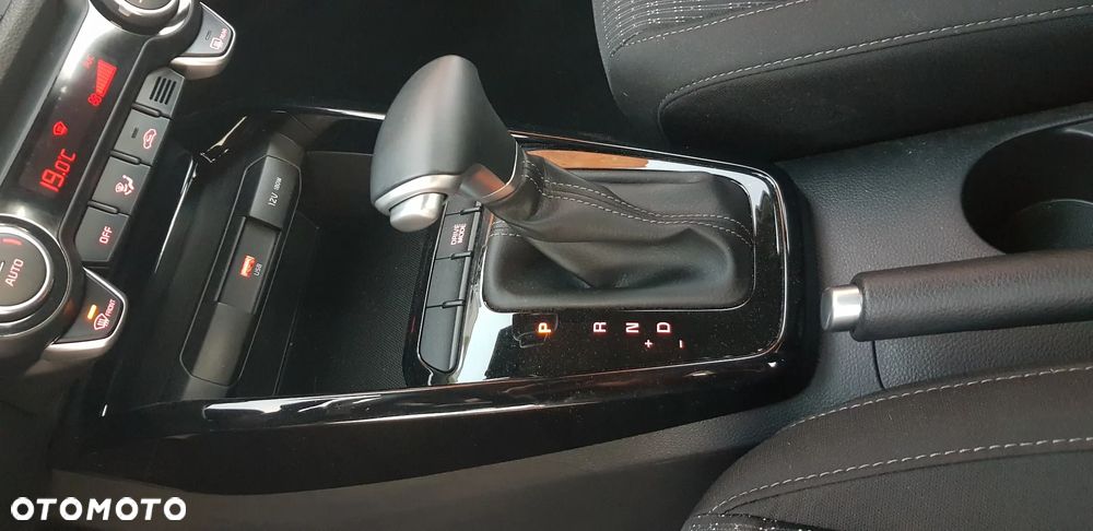 Kia Stonic 1.0 T-GDI 100 OPF DCT7 Vision - 23