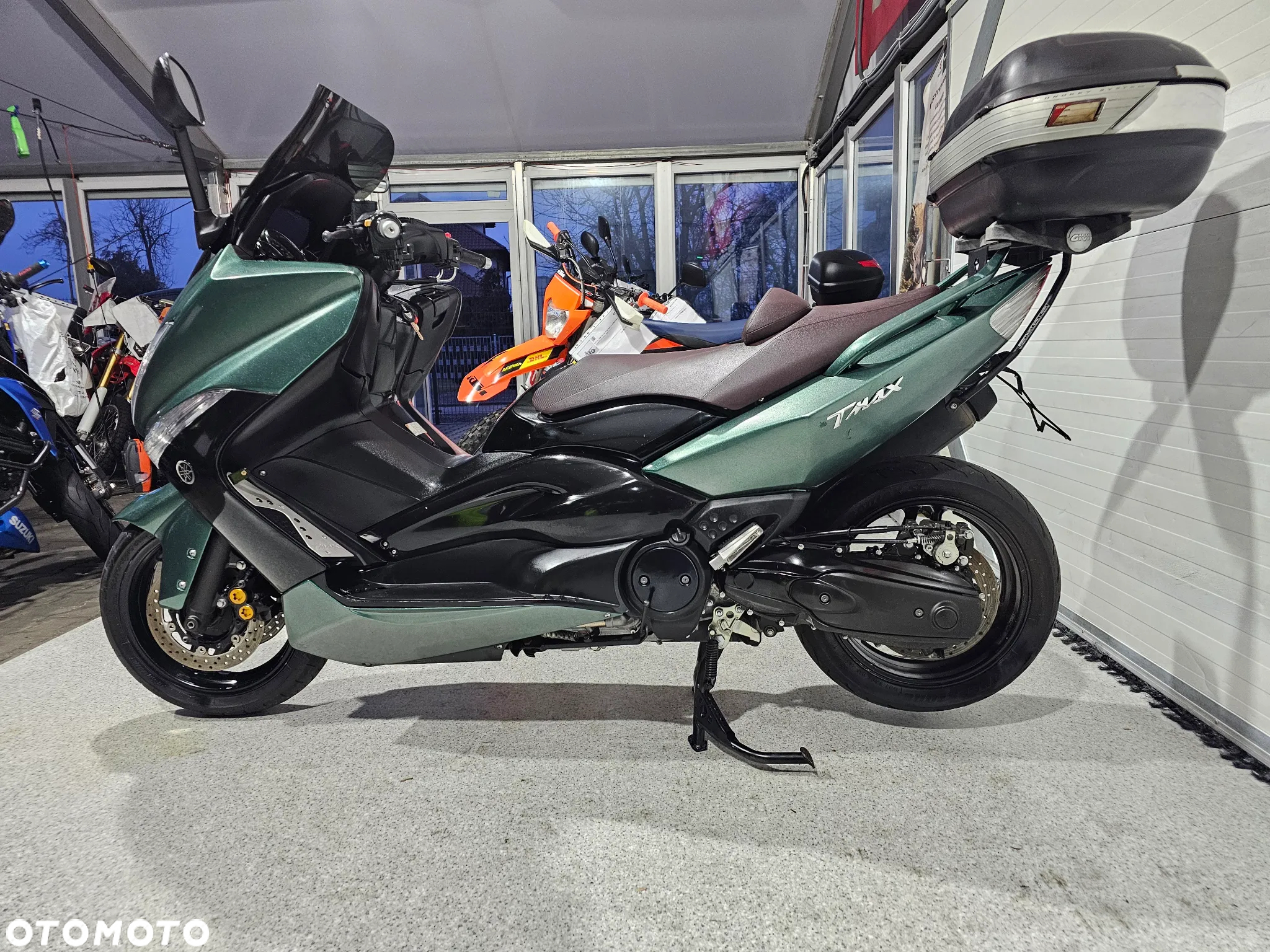 Yamaha Tmax - 13