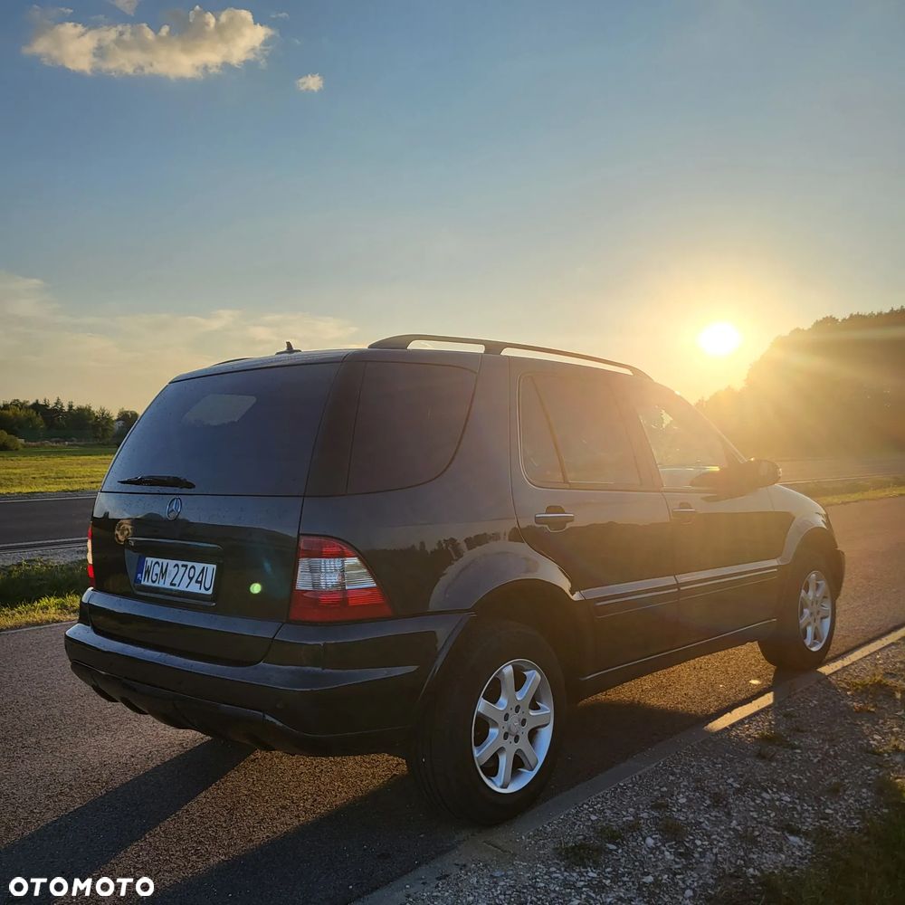 Mercedes-Benz ML 320 - 3