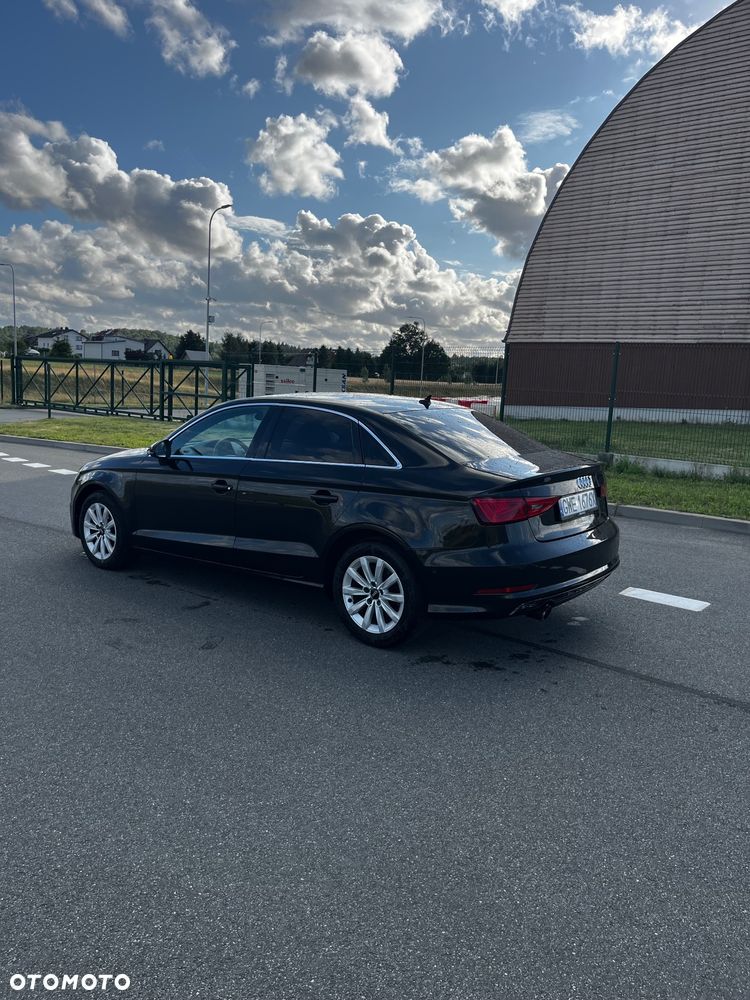 Audi A3 Limousine 1.6 TDI S tronic - 4