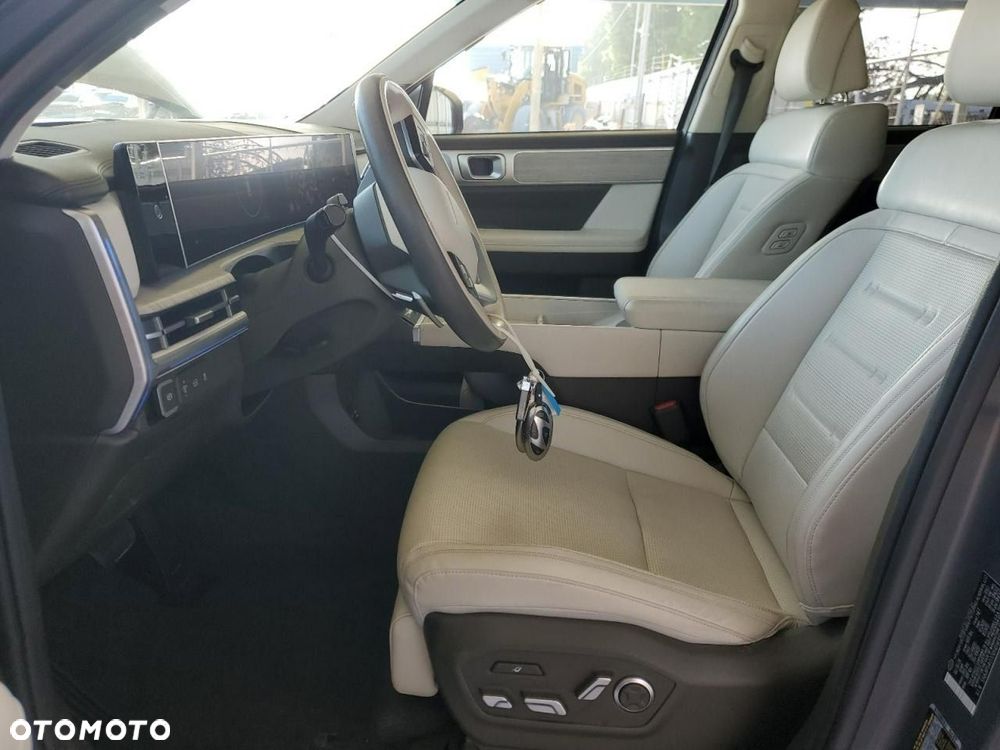 Hyundai Santa Fe - 9
