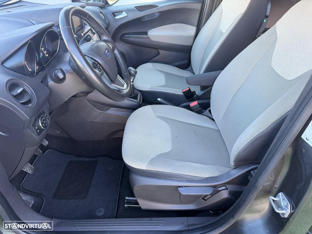 Ford Tourneo Courier 1.5 TDCi Titanium - 9
