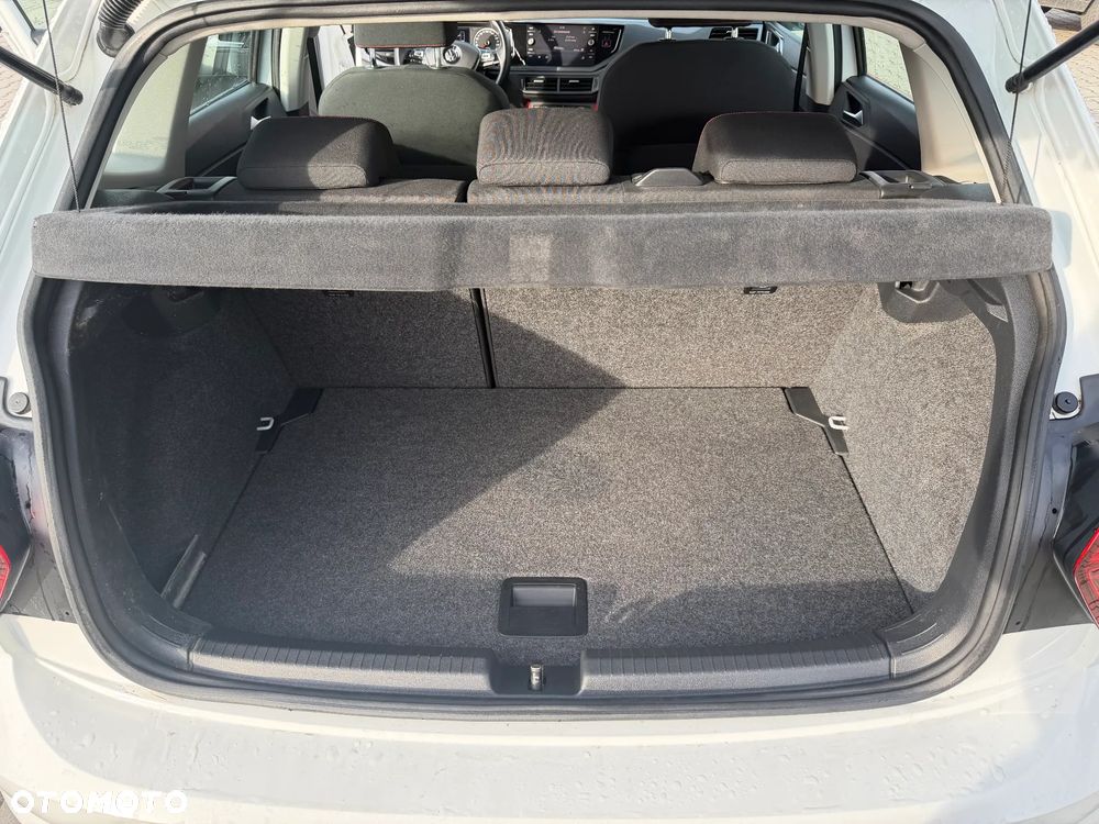 Volkswagen Polo - 10