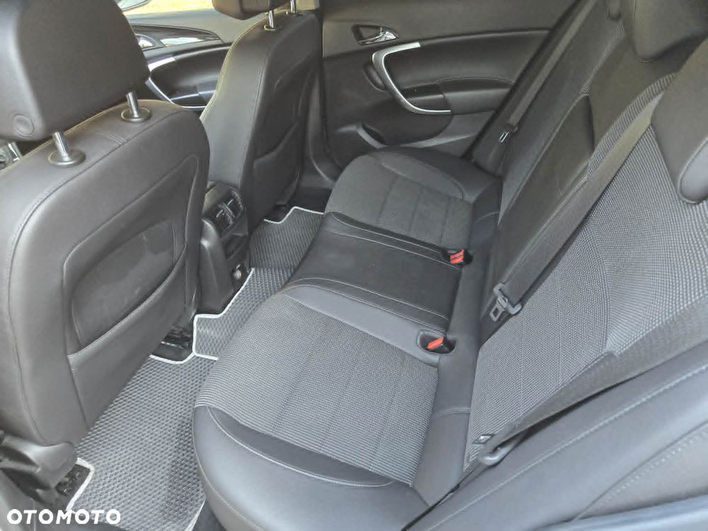 Opel Insignia 2.0 CDTI Cosmo - 11