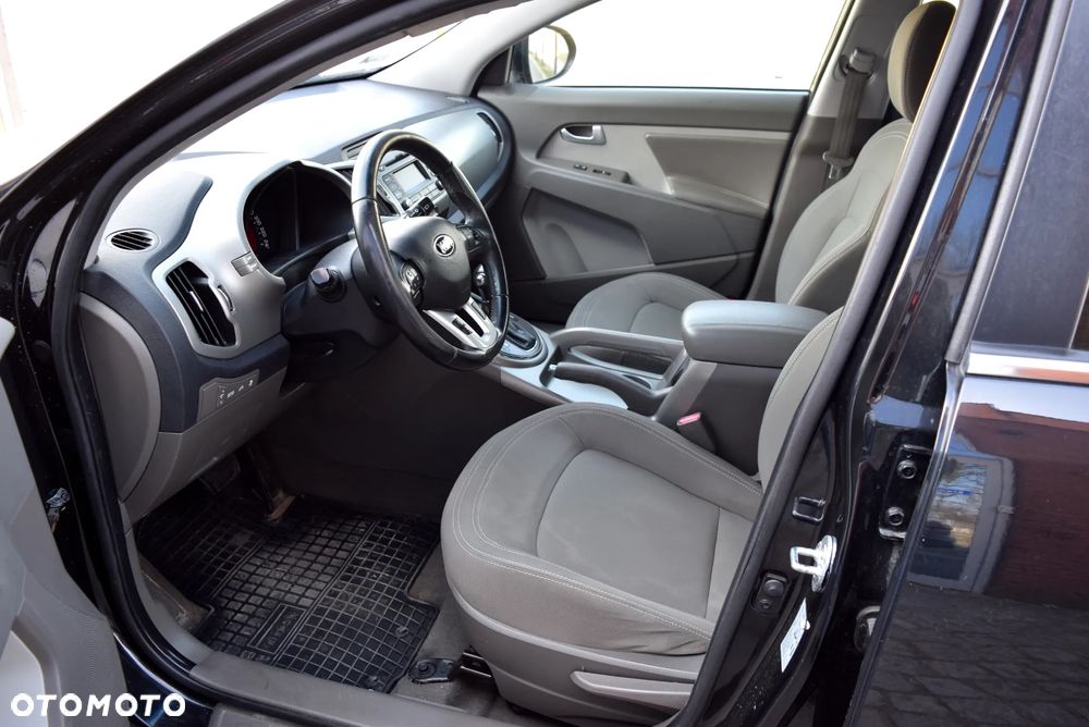 Kia Sportage 2.0 CRDI L AWD - 6