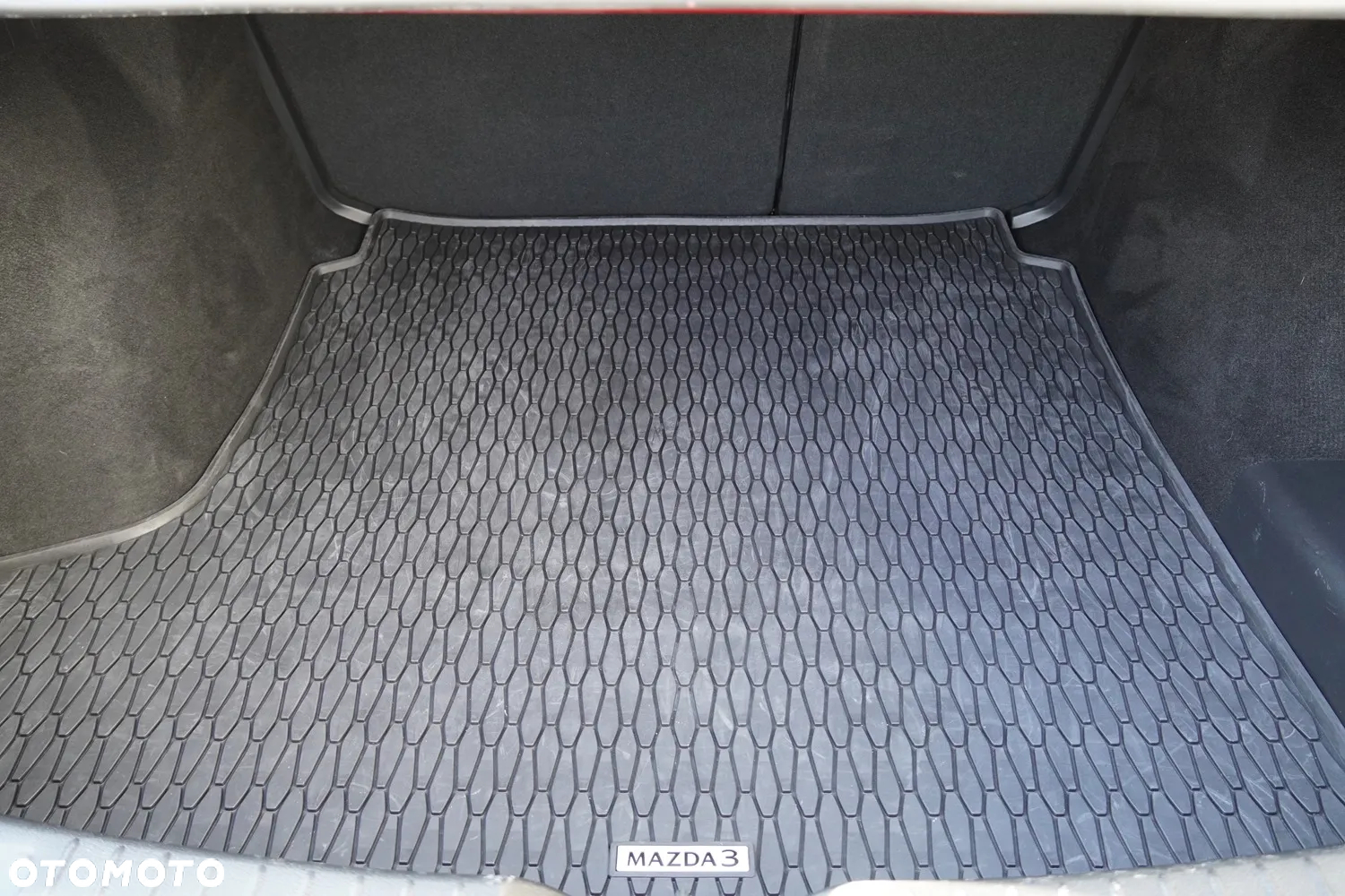 Mazda 3 2.0 mHEV Exclusive Line - 29