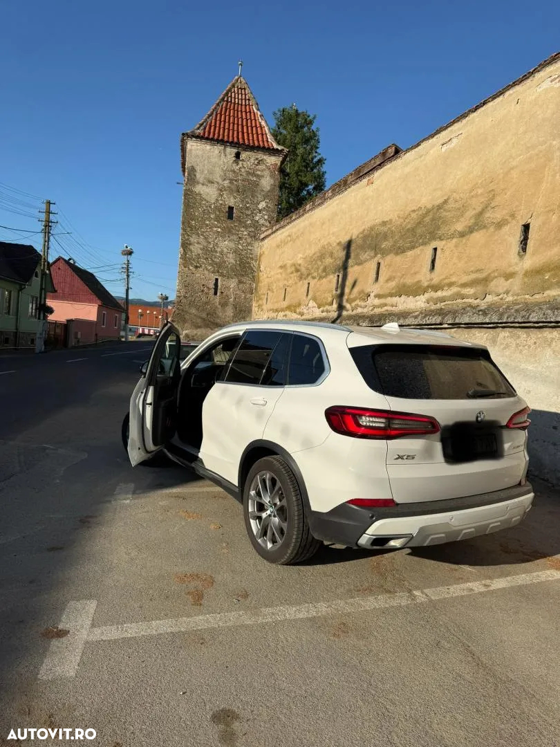 BMW X5 xDrive40i - 2