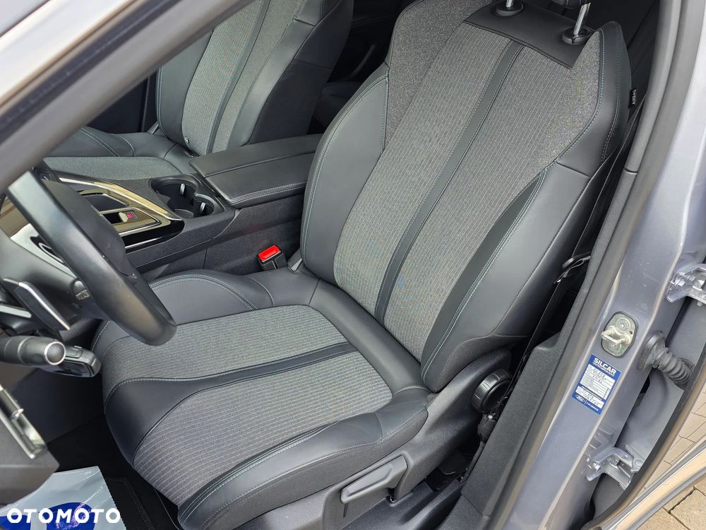 Peugeot 3008 1.6 PureTech Hybrid4 PHEV Allure S&S EAT8 - 25