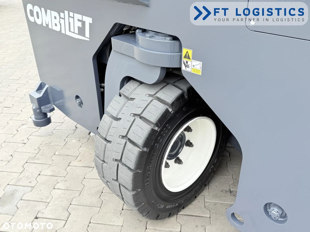 Combilift WÓZEK CZTEROKIERUNKOWY - WIELOKIERUNKOWY | COMBILIFT C4000 | DIESEL | TRIPLEX 6800MM | POZYCJONER WIDEŁ | OGRZEWANIE + KLIMATYZACJA | STAN IDEALNY | Szeroka oferta wózków czterokierunkowych i bocznych, dopasowanych do różnorodnych potrzeb i zastosowań - 8