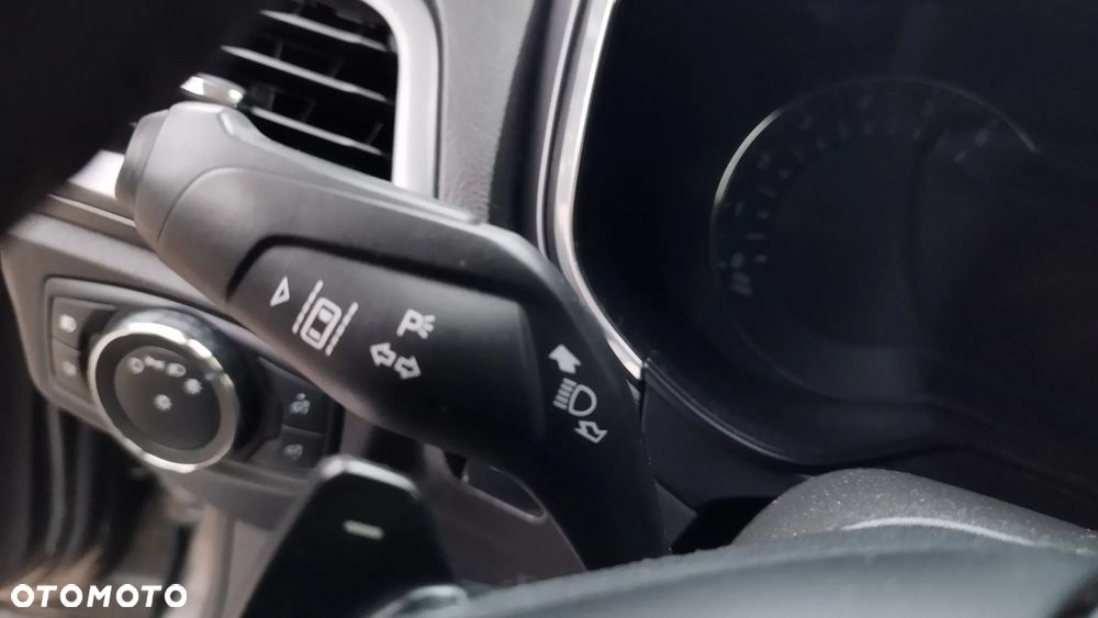 Ford Mondeo 2.0 TDCi Titanium PowerShift - 17