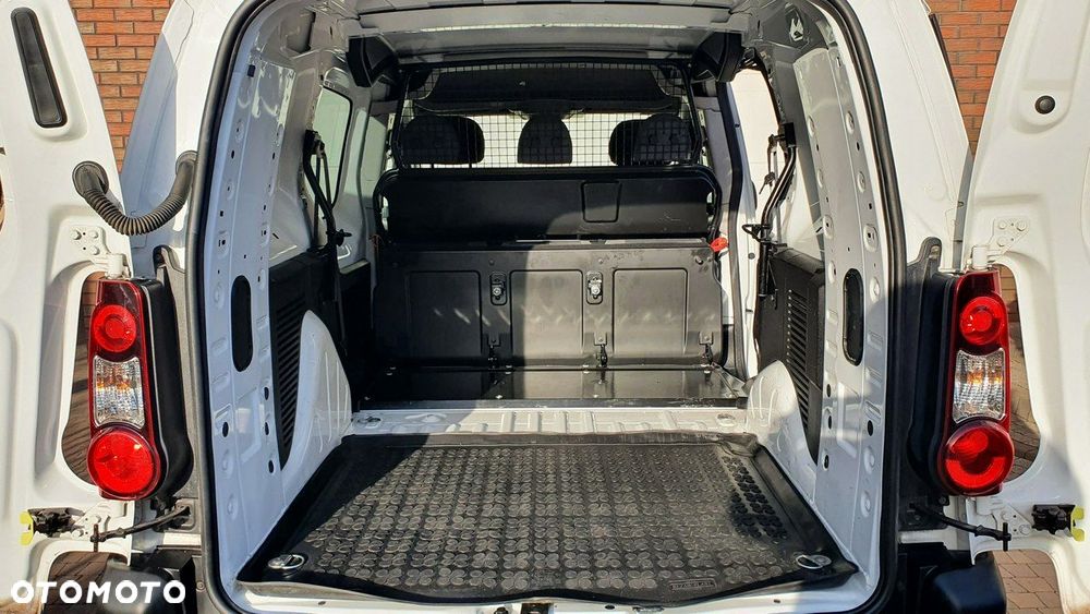 Peugeot Partner - 16