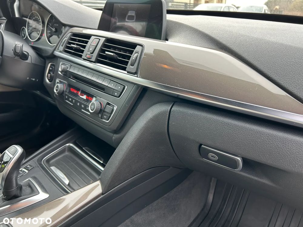 BMW Seria 3 - 12