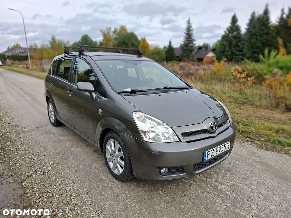 Toyota Corolla Verso 2.0 D-4D Luna - 3