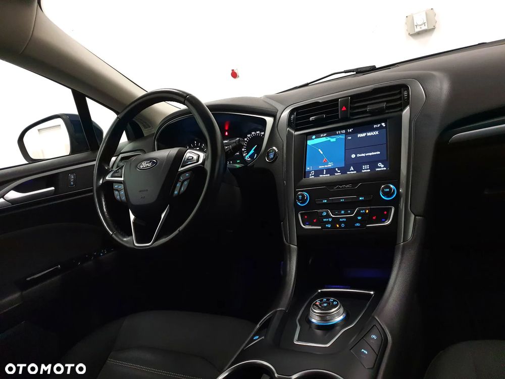 Ford Mondeo - 11