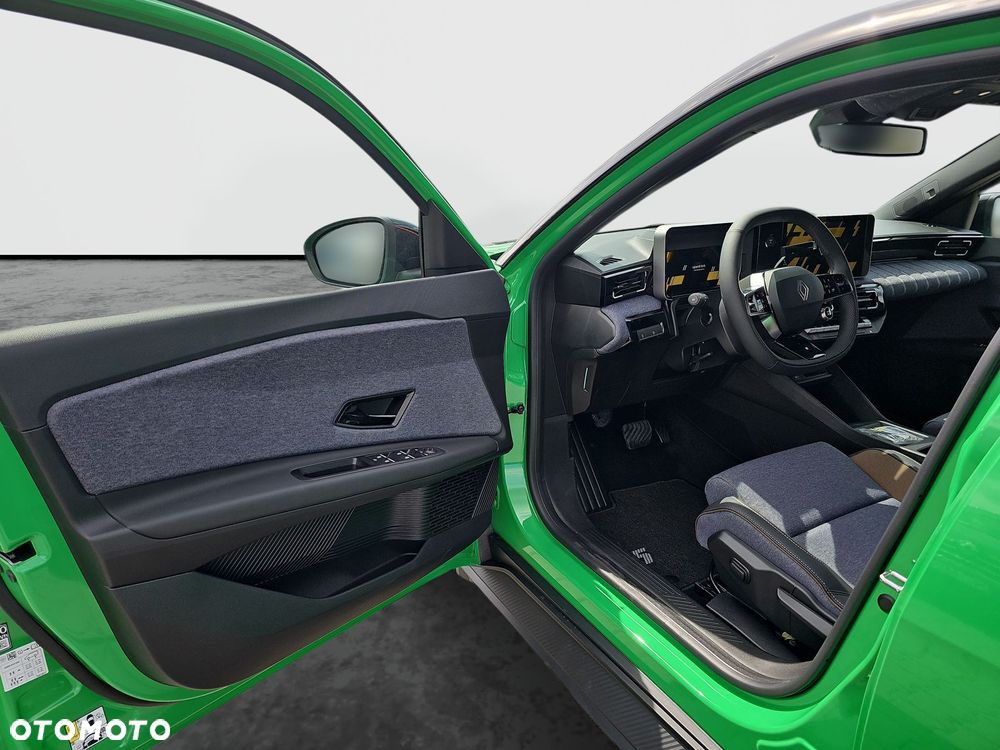 Renault 5 40kWh Urban Range Techno - 11