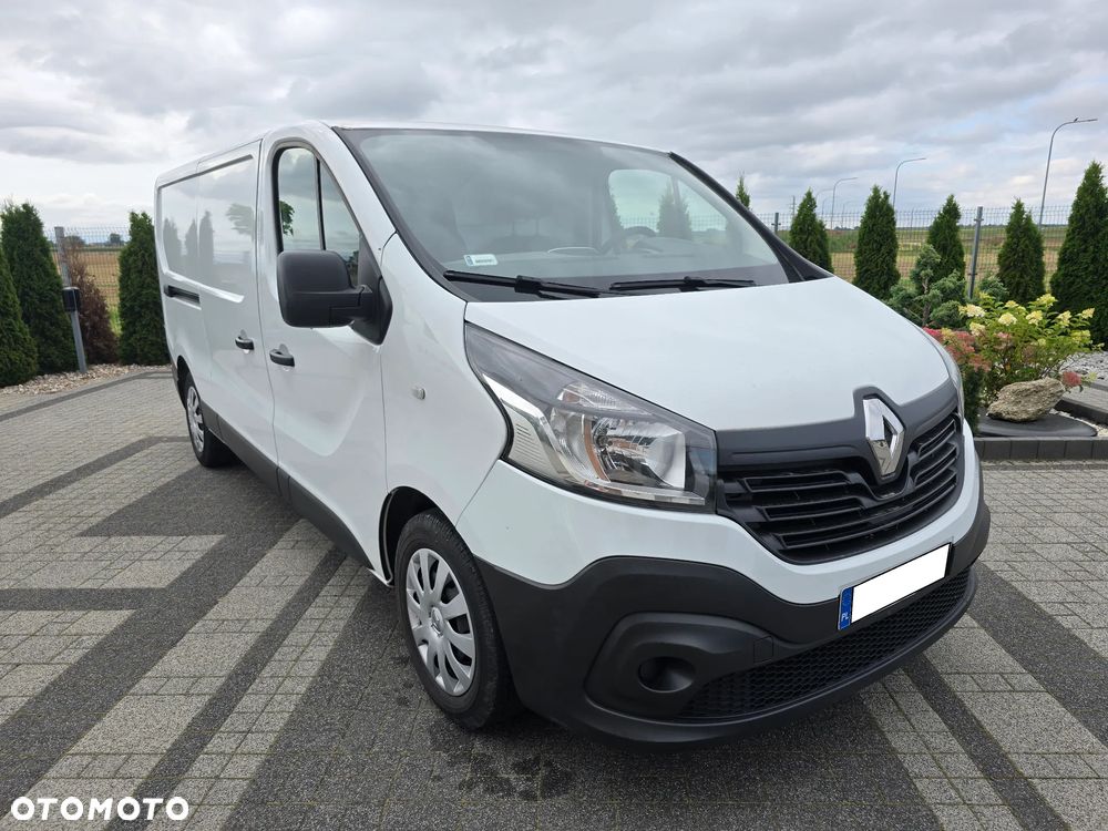 Renault Trafic - 1