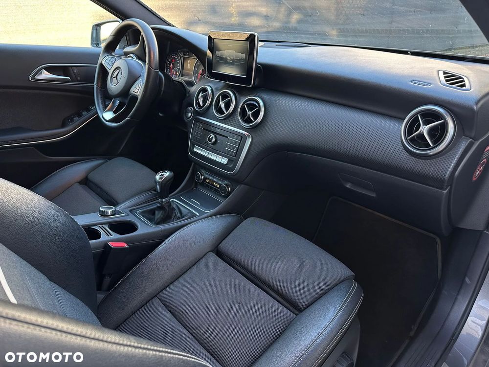 Mercedes-Benz Klasa A 200 (BlueEFFICIENCY) - 5