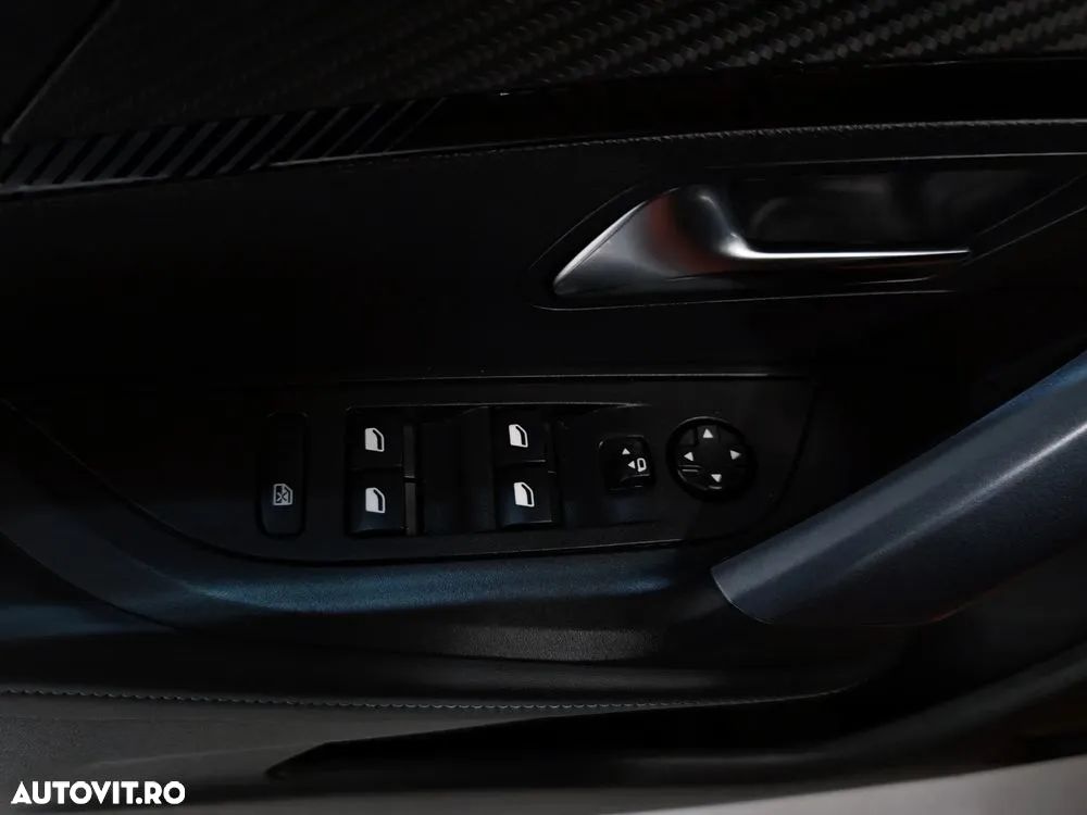 Peugeot 2008 PureTech 130 EAT8 Allure - 15