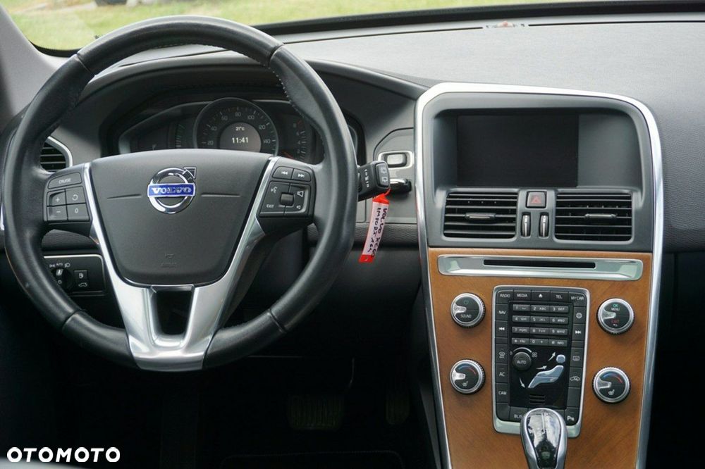 Volvo XC 60 T5 AWD Inscription - 14
