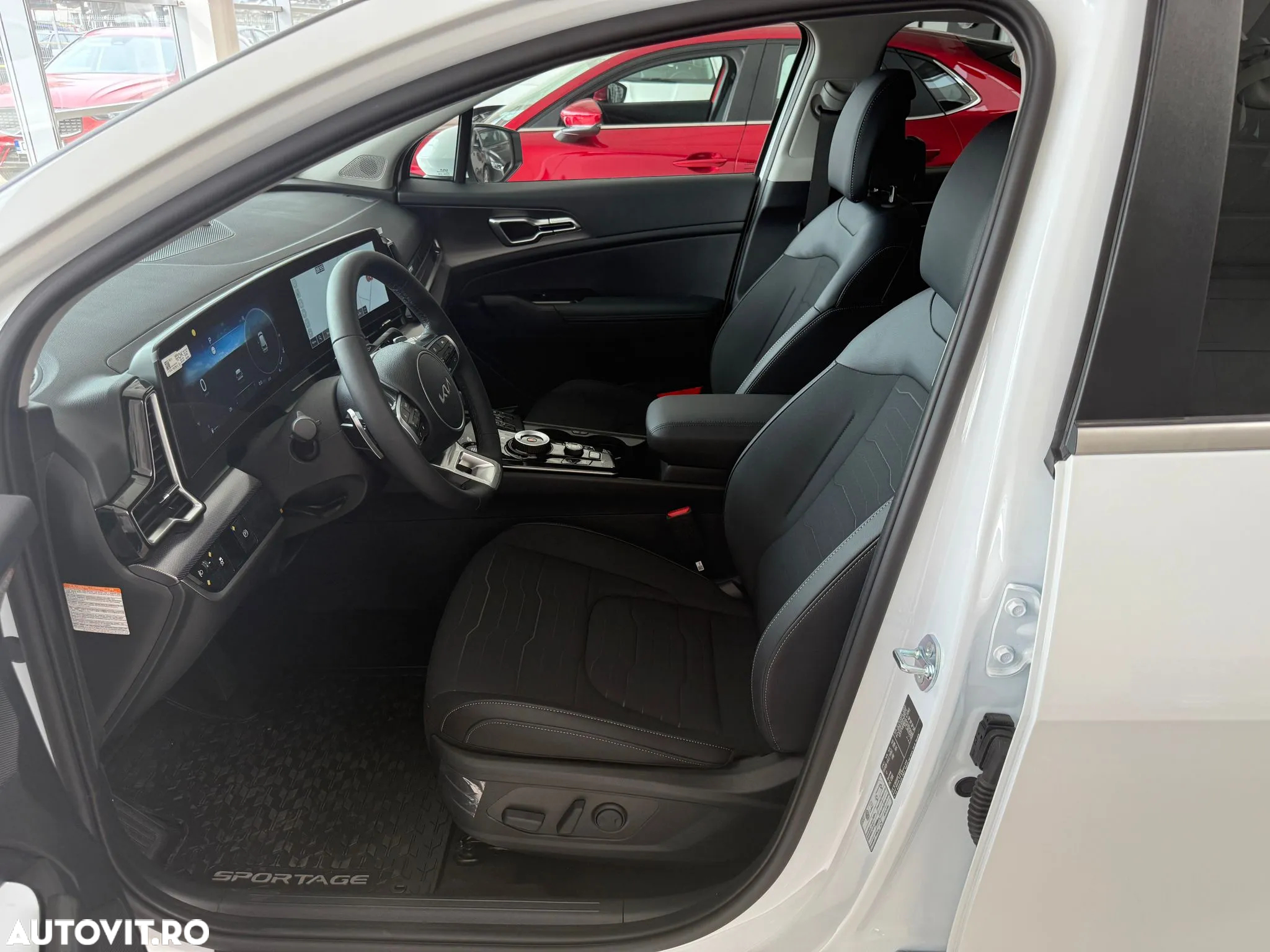 Kia Sportage 1.6 T-GDI 7DCT HP 4x2 MHEV Style - 10