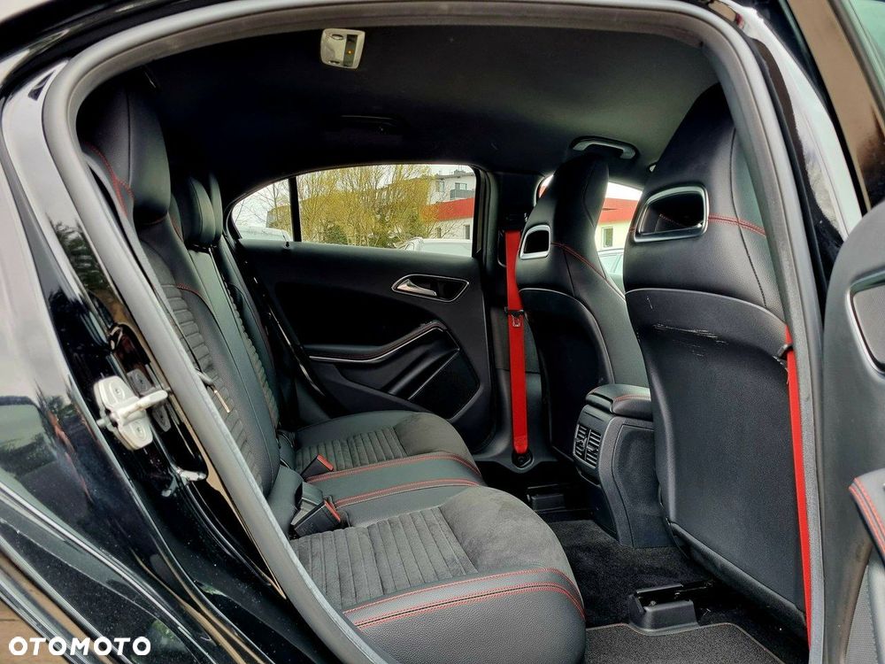Mercedes-Benz Klasa A 250 Sport - 13