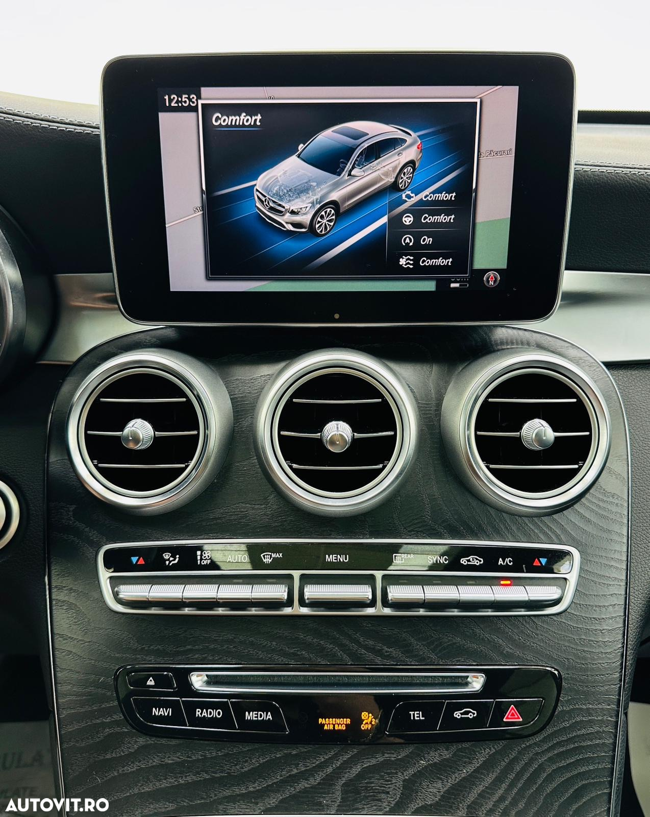 Mercedes-Benz GLC - 38